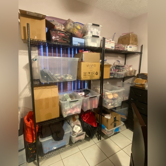 IM LIVE- SHARE SHOW- LIKE TO BE NOTIFIED WHEN I GO LIVE‼️ - Picture 5 of 16